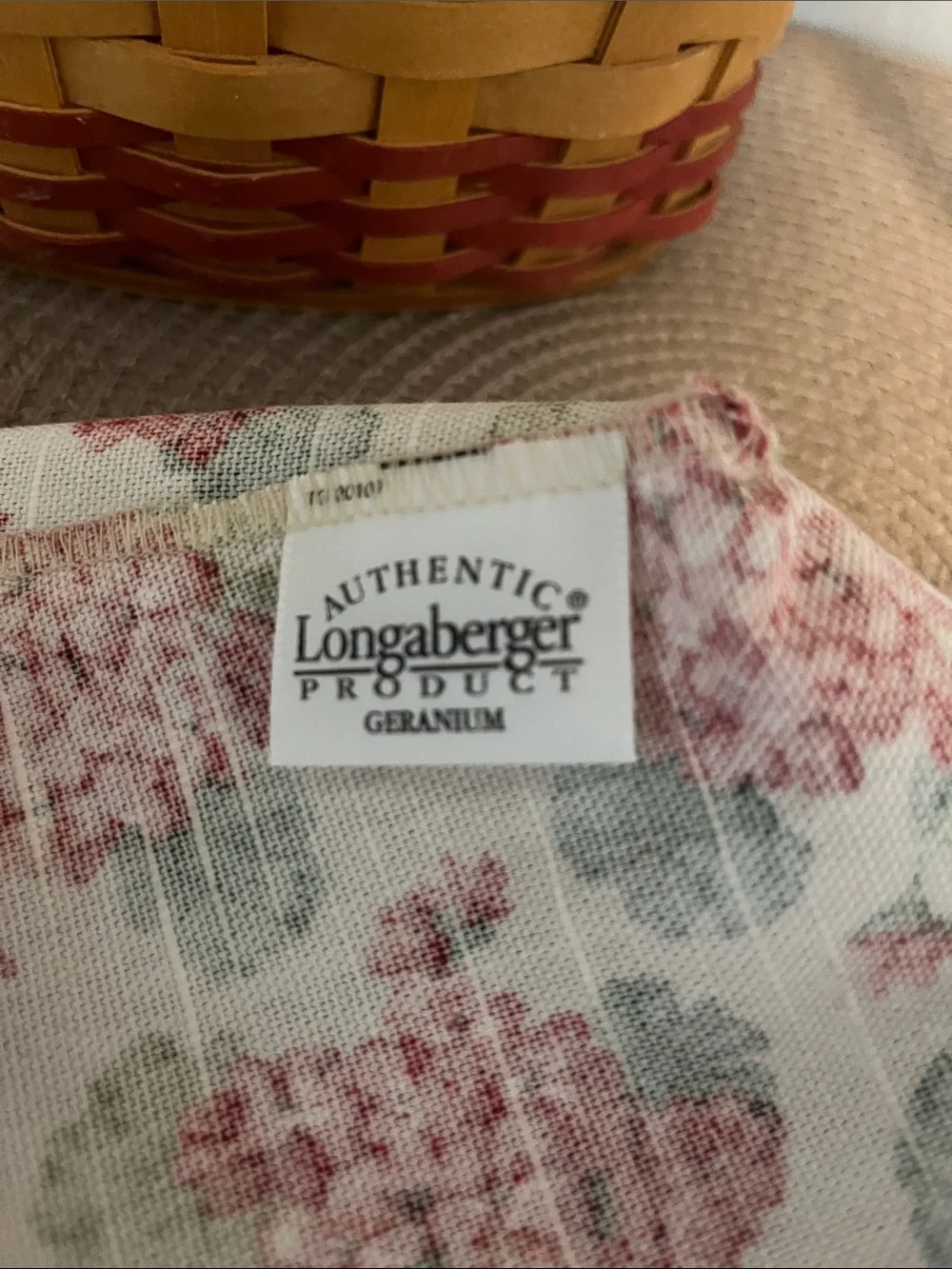 Longaberger 2002 Geranium Basket with Protector and Liner